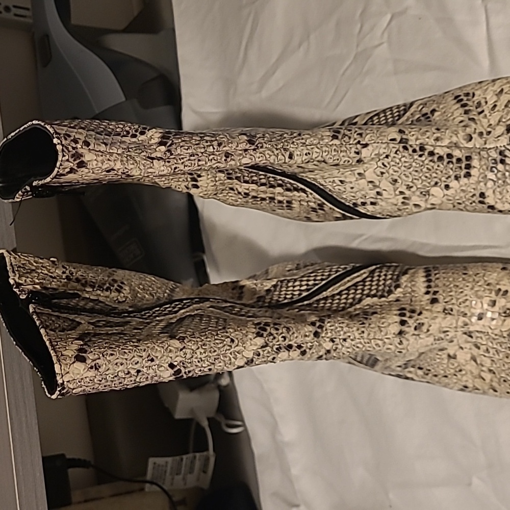 Miista boots